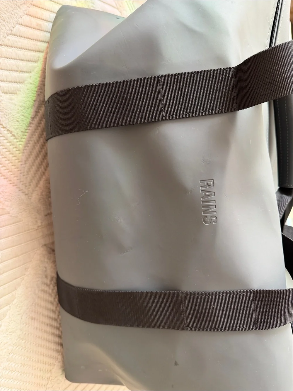 Rains Hilo Weekend Bag